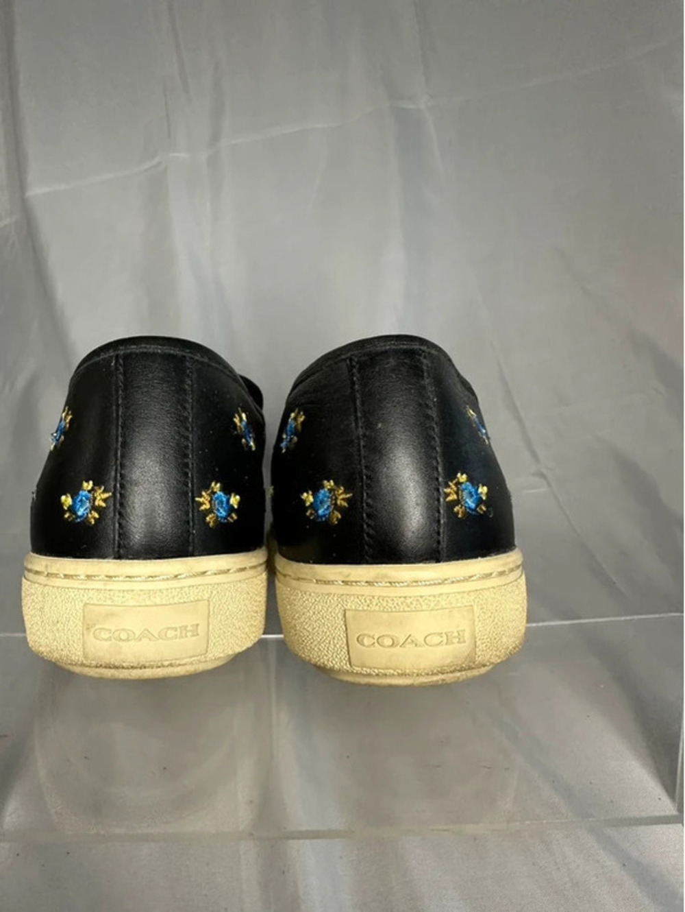 Coach shoes - Picture 3 of 5